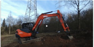 VERLEIHFIX Verleih Vermietung im Einsatz - 8 Tonnen Minibagger Kubota KX80 bei Gartenbauarbeiten Idstein Niedernhausen Wiesbaden