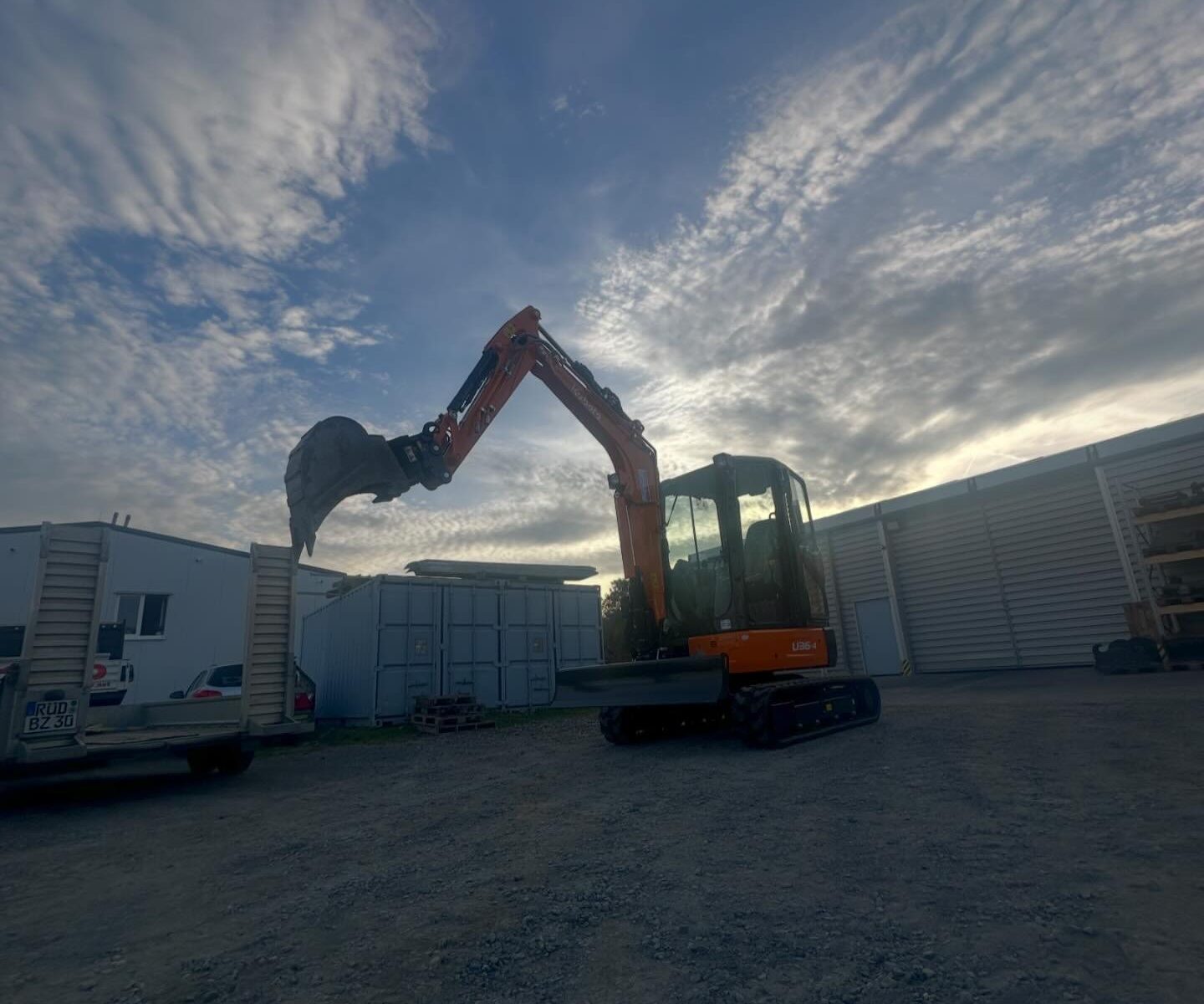 Minibaggerverleih Neuer Kubota U36 4 Baumaschinenverleih Verleihfix Idsteiner Land 411222728 969021971413862 8246024791972696128 n - Neues aus dem Mietpark: Neuer Kubota U36-4 mit Vollausstattung